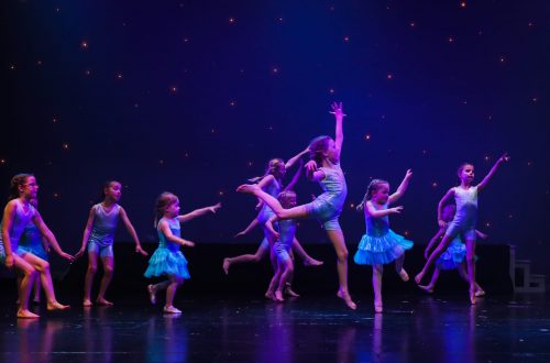 CREATIVE LEARNING &#8211; CLASSICAL &#038; CONTEMPORARY BALLET